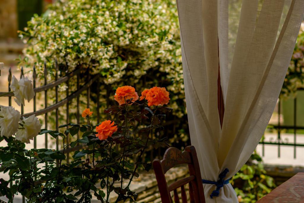 Niriides Hotel Ammouliani Exterior photo