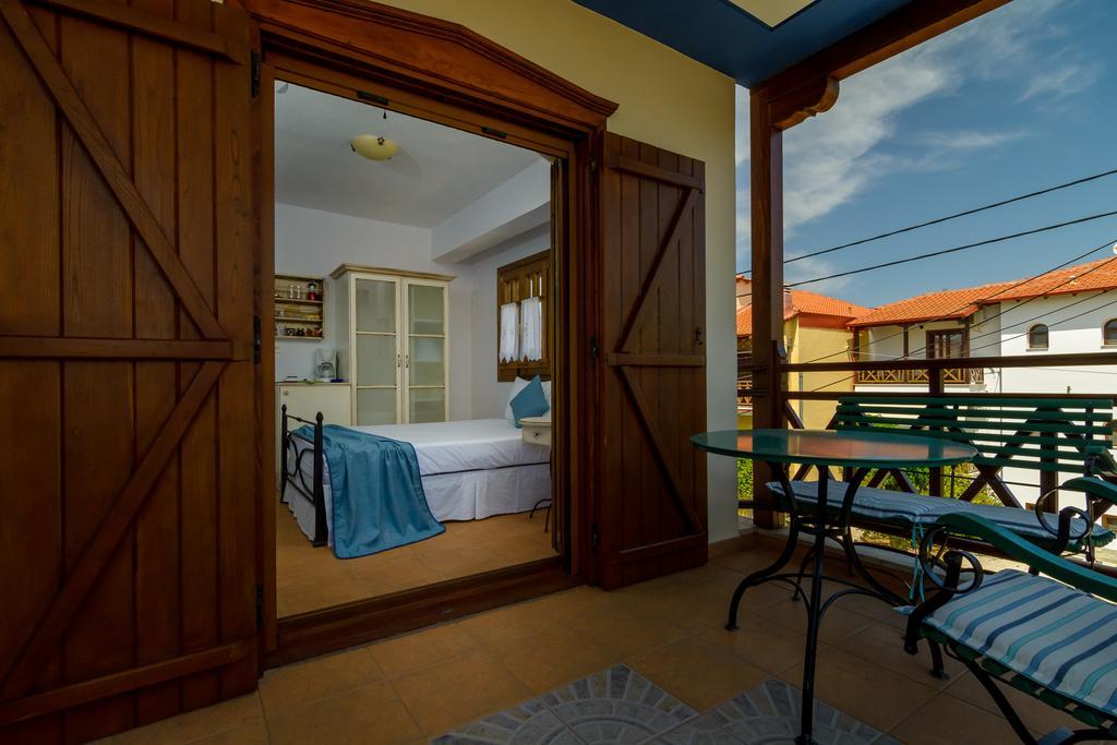 Niriides Hotel Ammouliani Exterior photo