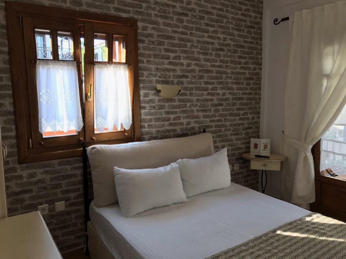 Niriides Hotel Ammouliani Exterior photo